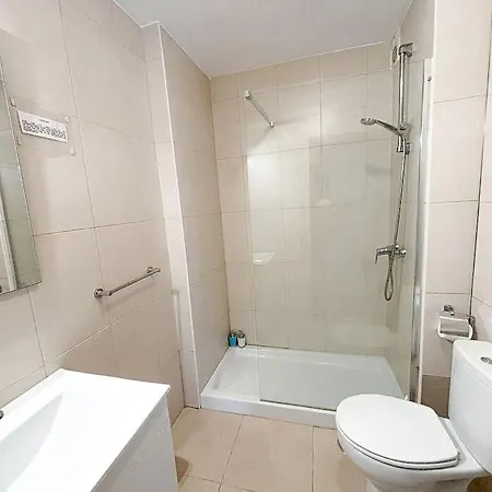 Beautiful Apartment In Acapulco Playa, Nerja Exterior photo