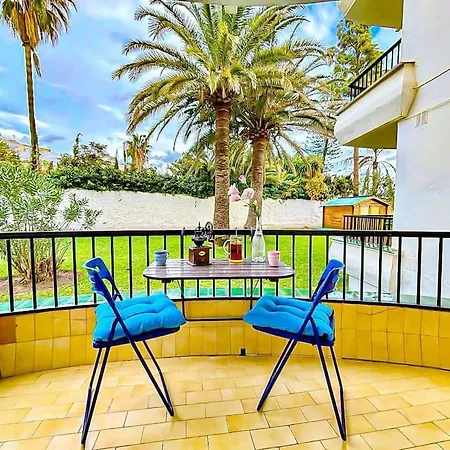 Beautiful Apartment In Acapulco Playa, Nerja Exterior photo