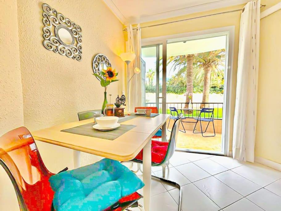 Beautiful In Acapulco Playa, Apartment Nerja